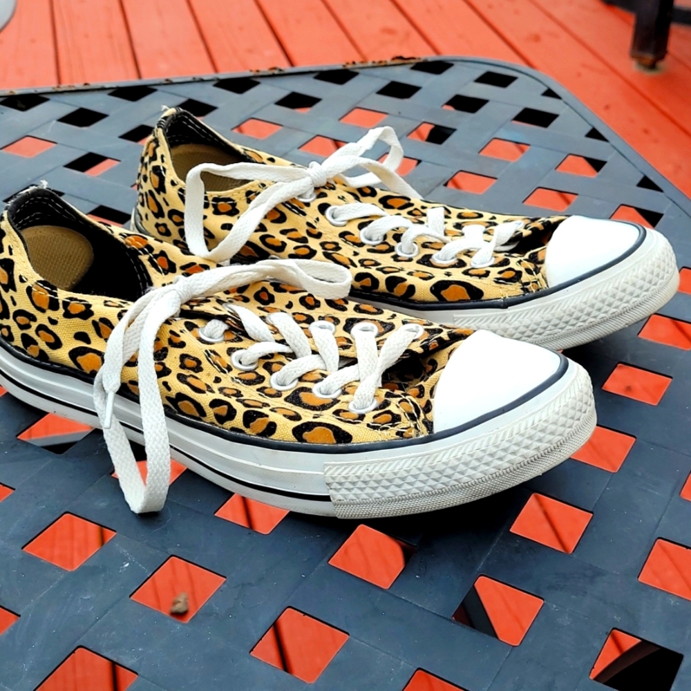 Women's Animal Print Converse